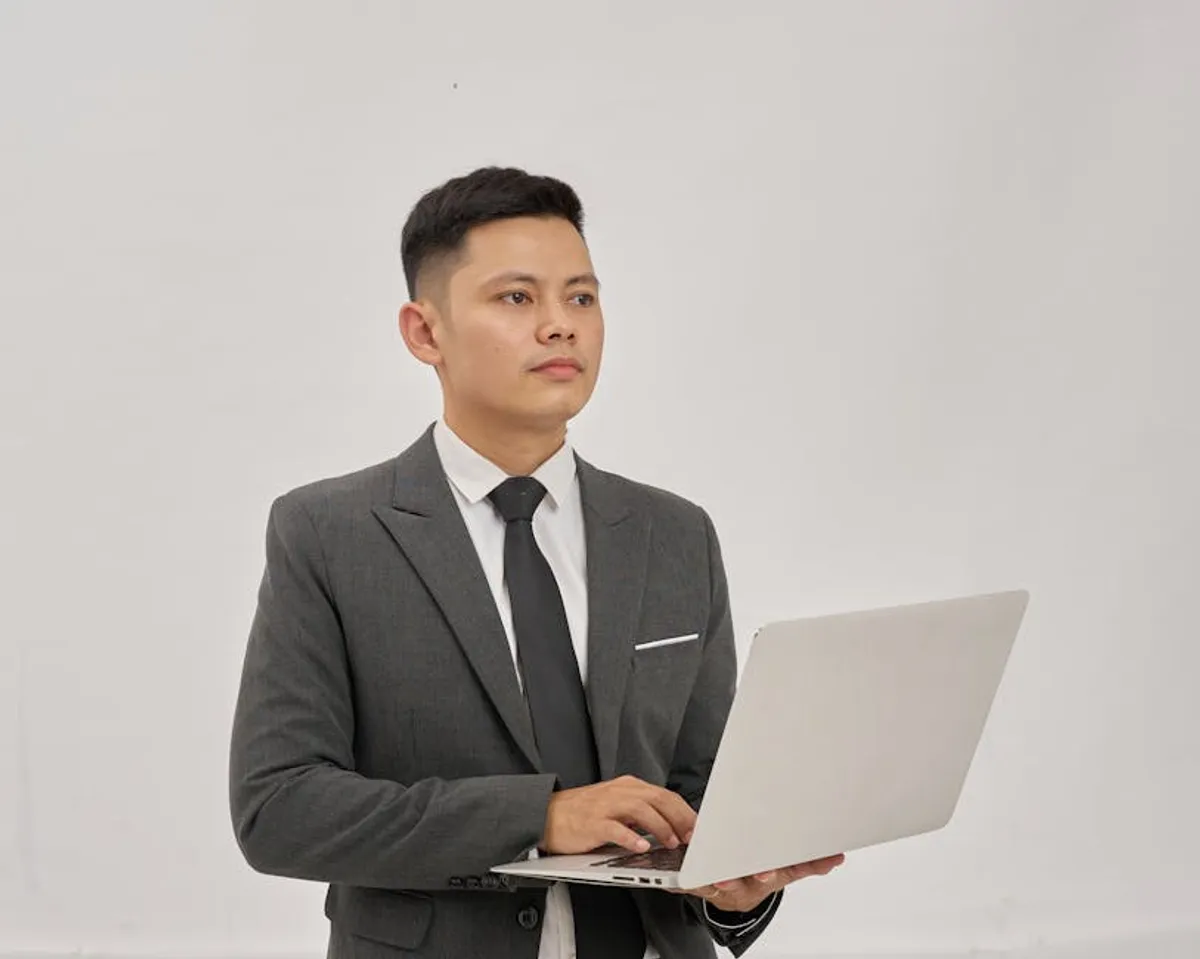 A More Natural Way to Write About Bronwin Aurora for business owners