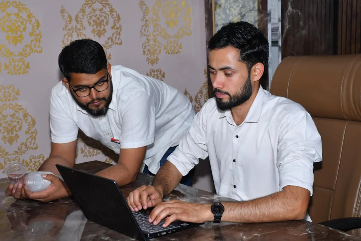 Urdupoetryshayari Explained: Features, Search Intent, and Safer Alternatives